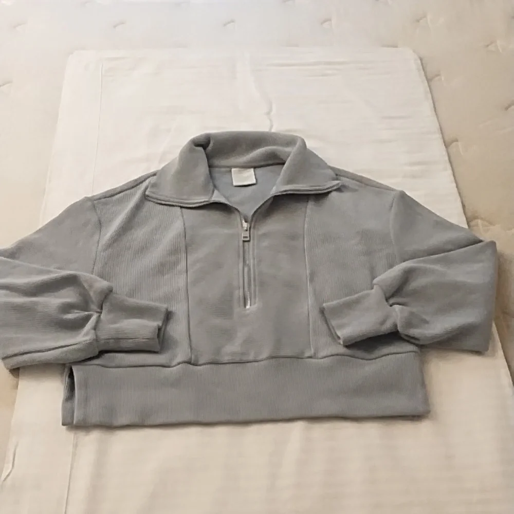 Varley Ramona Pullover - Picture 4 of 11